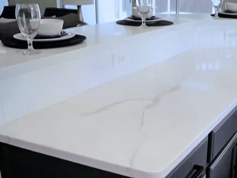 Modern Quartz Countertop Design in Living Area